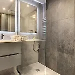 Nestor&jeeves - Vogue - - Near Apartamento